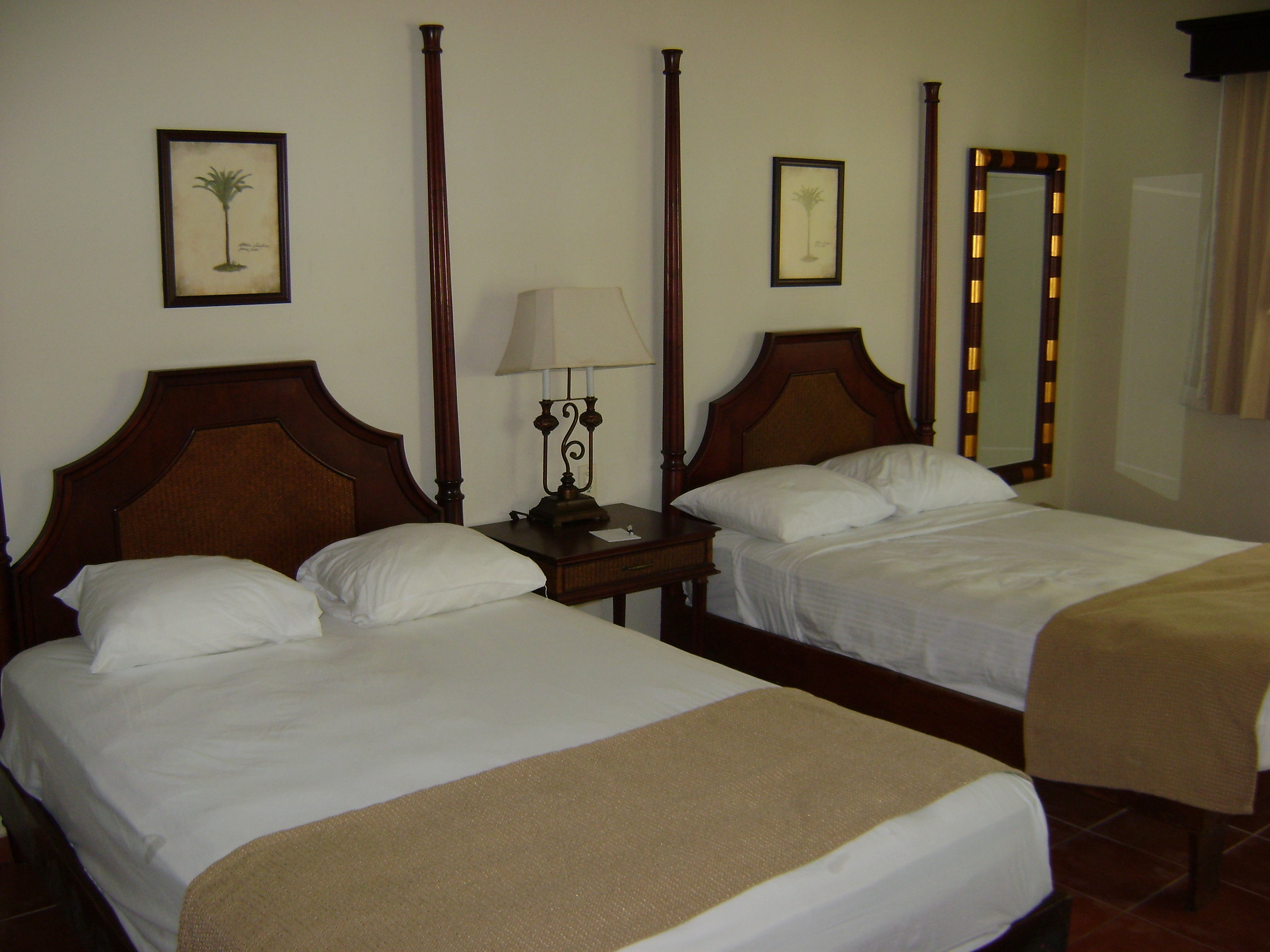 Cofresi Standard with 2 Queen Beds